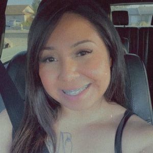 Meet your Posher, Itzel